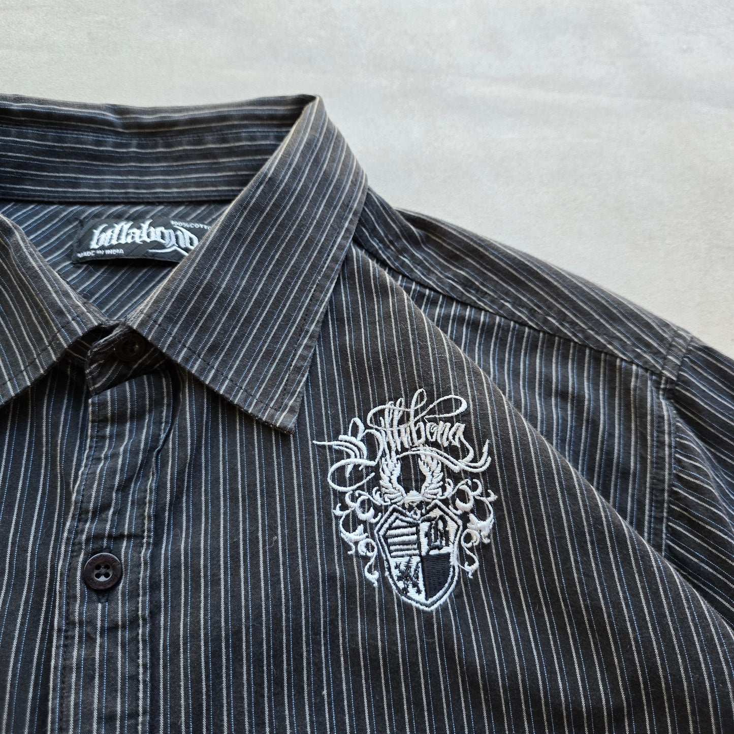 Vintage Y2K Billabong Short Sleeve Button Up Shirt - L
