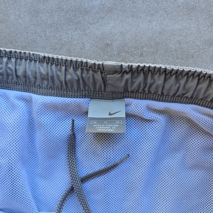 Vintage Nike Embroidered Mini Swoosh Shorts - L/XL