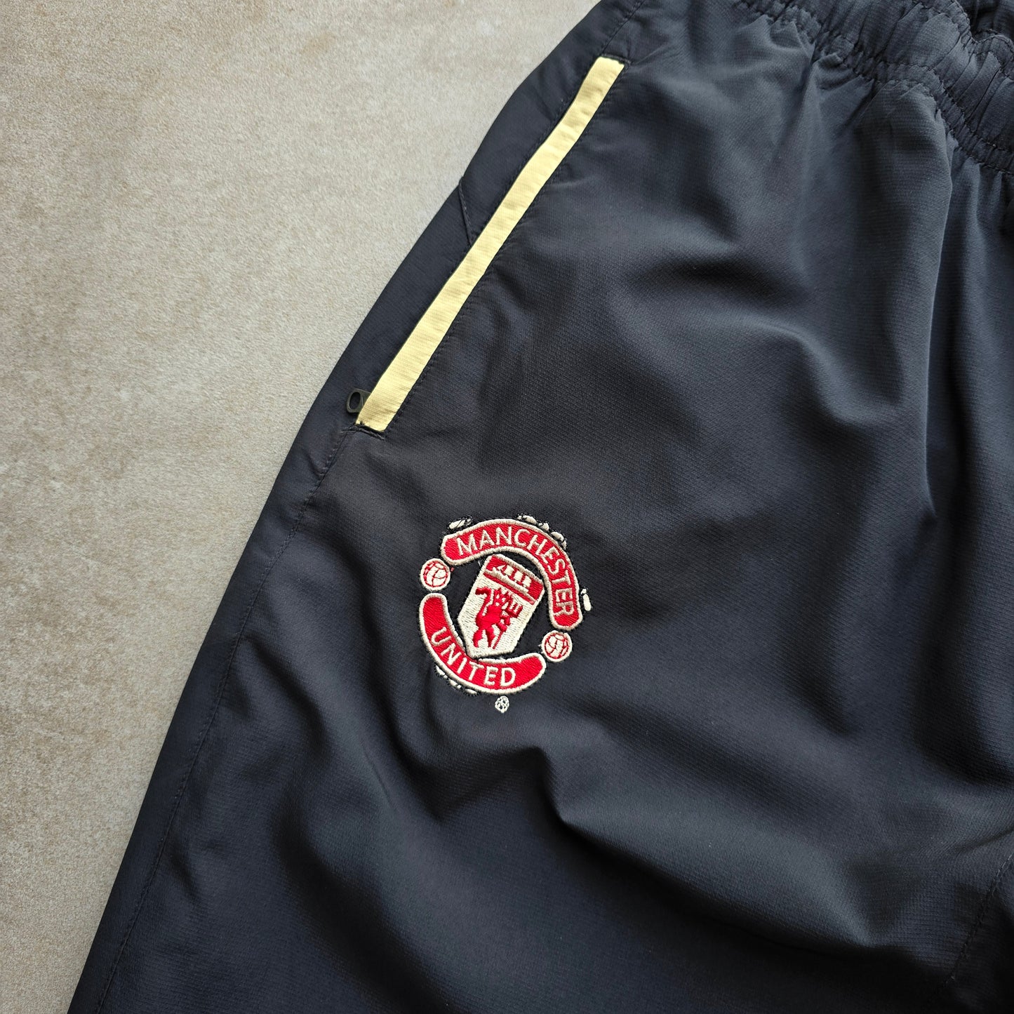 Vintage Nike Manchester United Ankle Zip Track Pants - M