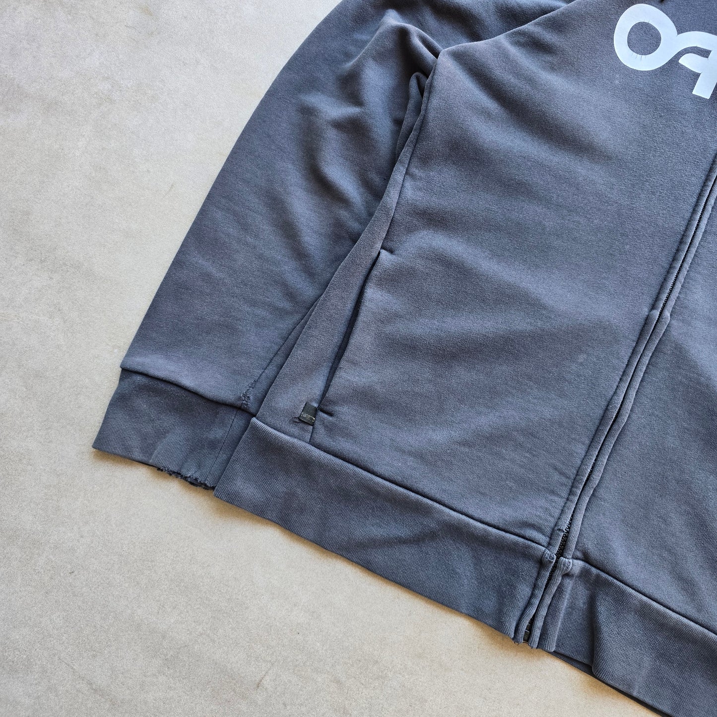 Oakley Distressed Full Zip Hoodie - M