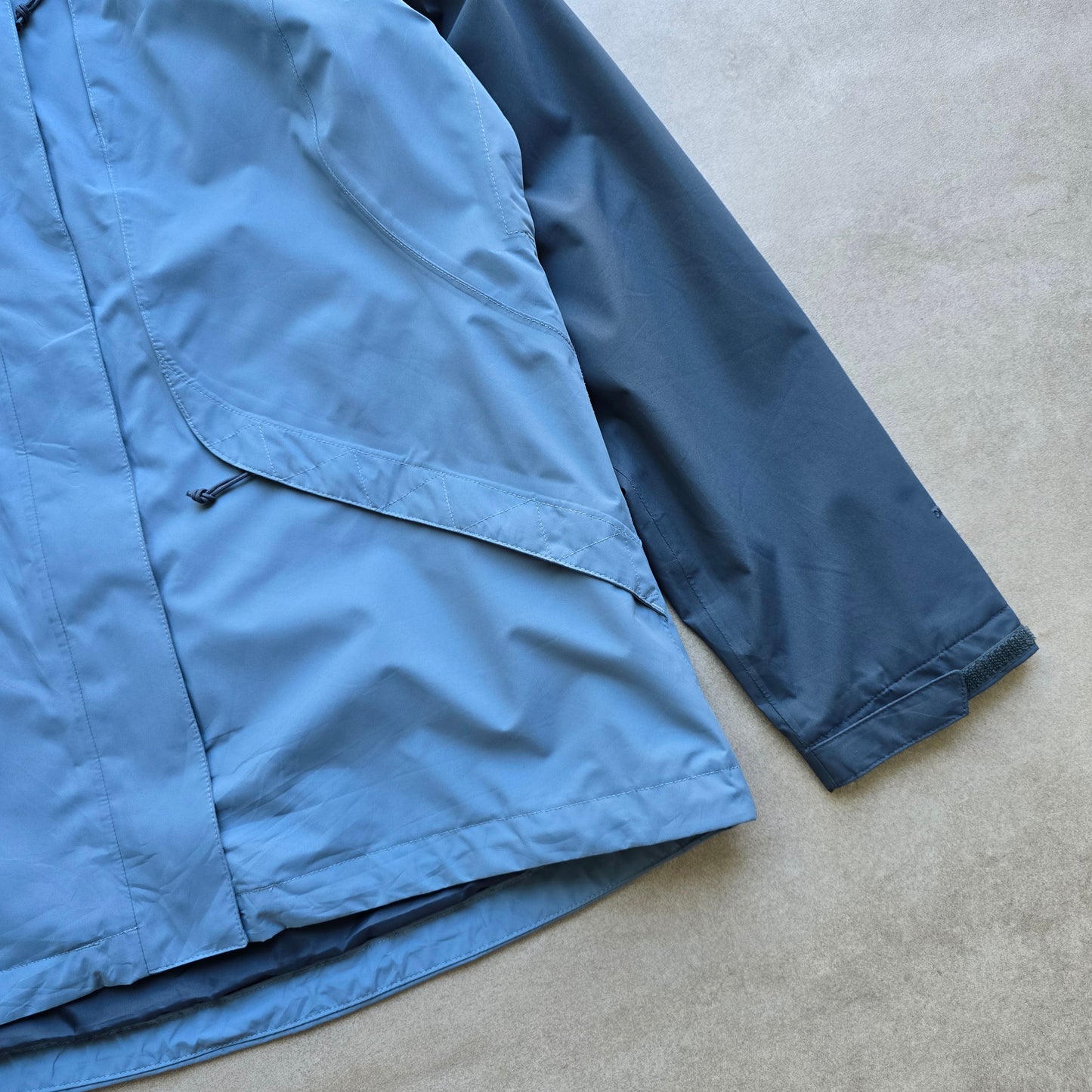 The North Face Dryvent Jacket - WMNS L