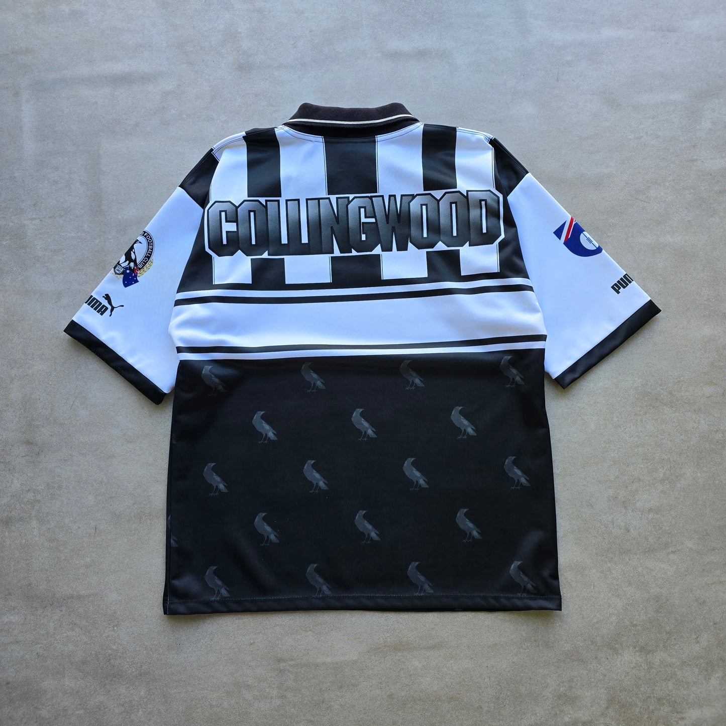 Vintage 90's Puma Collingwood AFL Jersey - L