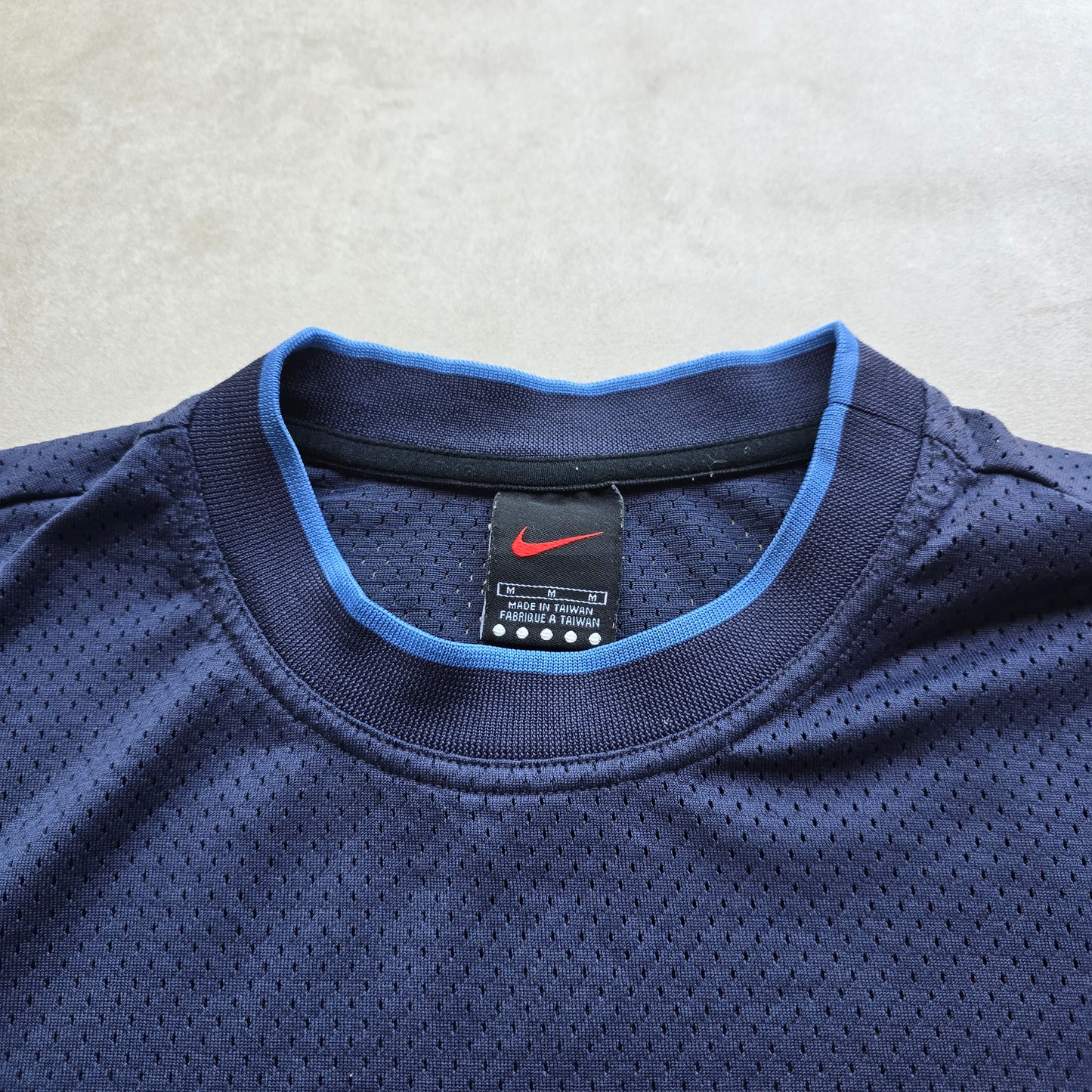 Vintage 90's Nike Mesh Tee - M/L