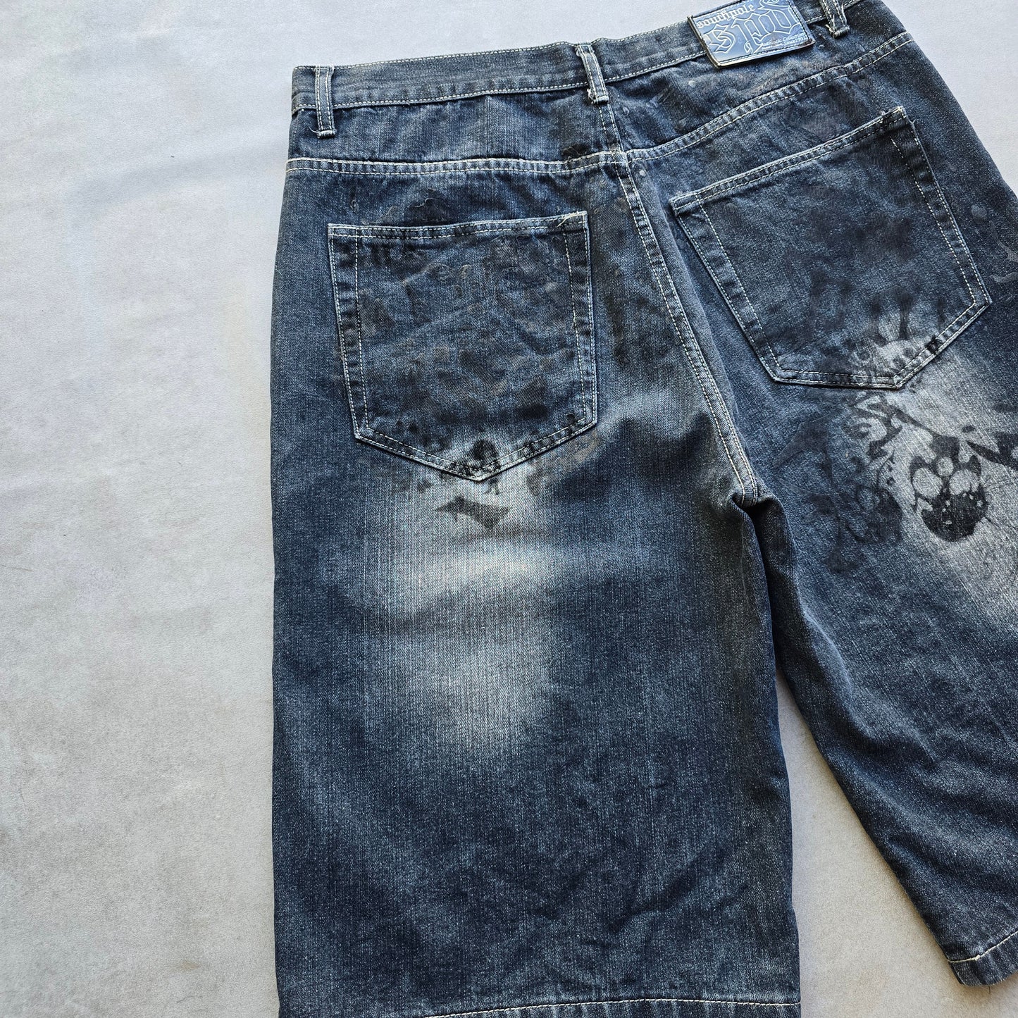 RARE Vintage South Pole Skull Crossbone Baggy Jorts - 38