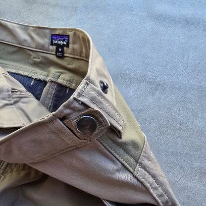 Patagonia Cargo Pants - 30
