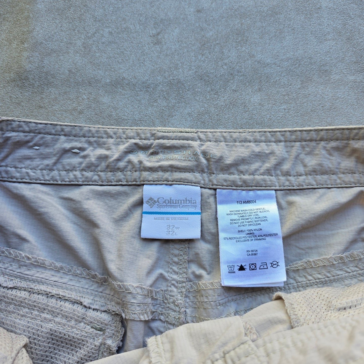 Columbia Zip Off Convertible Pants - 32