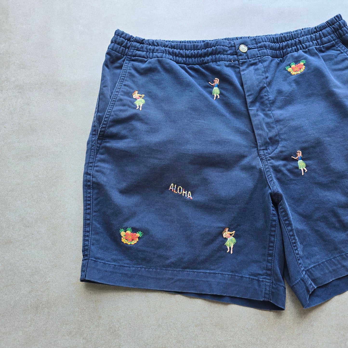 Ralph Lauren Hula Girl AOP Shorts - L