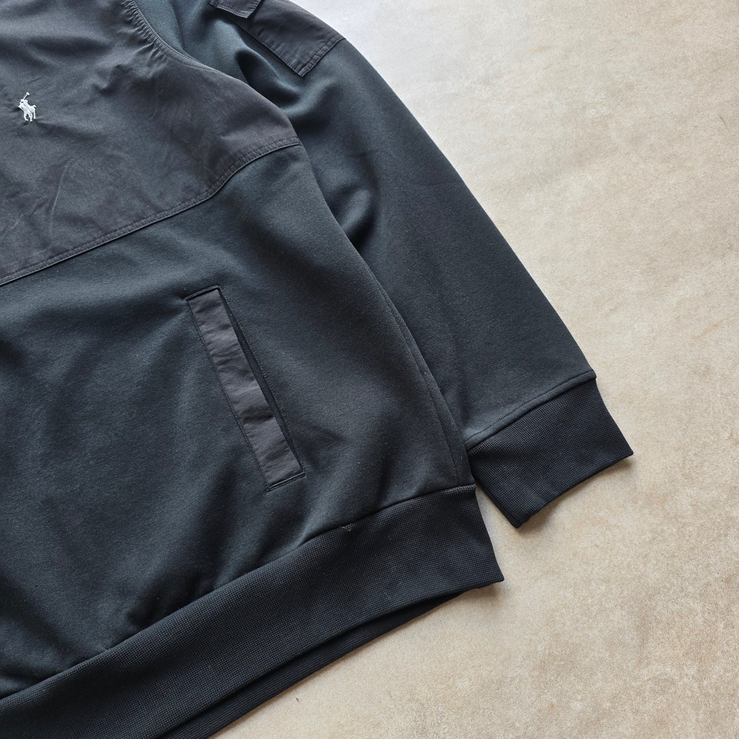 Ralph Lauren Water Repellent Hybrid Sweatshirt - L