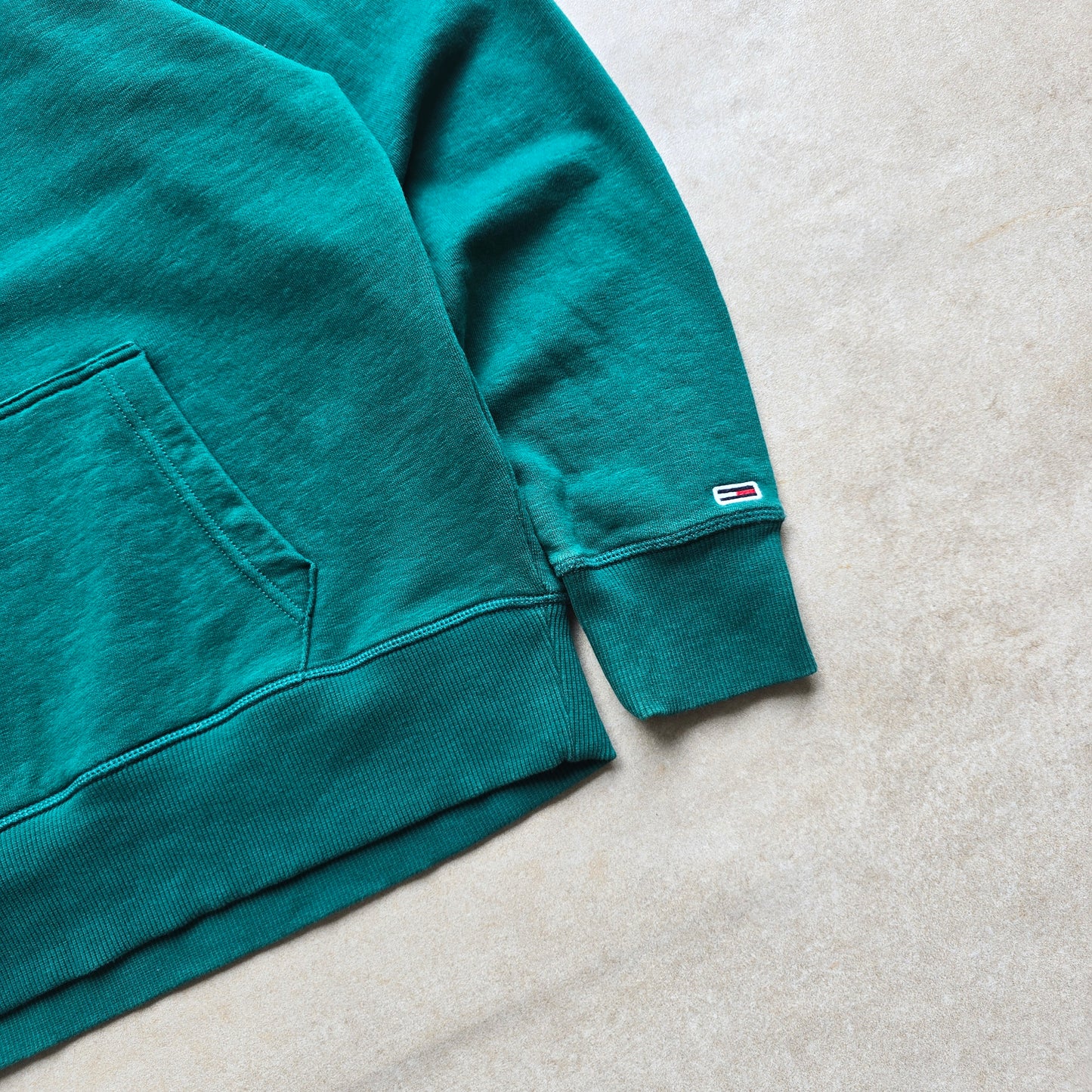 Tommy Hilfiger 1/4 Zip Sweatshirt - M