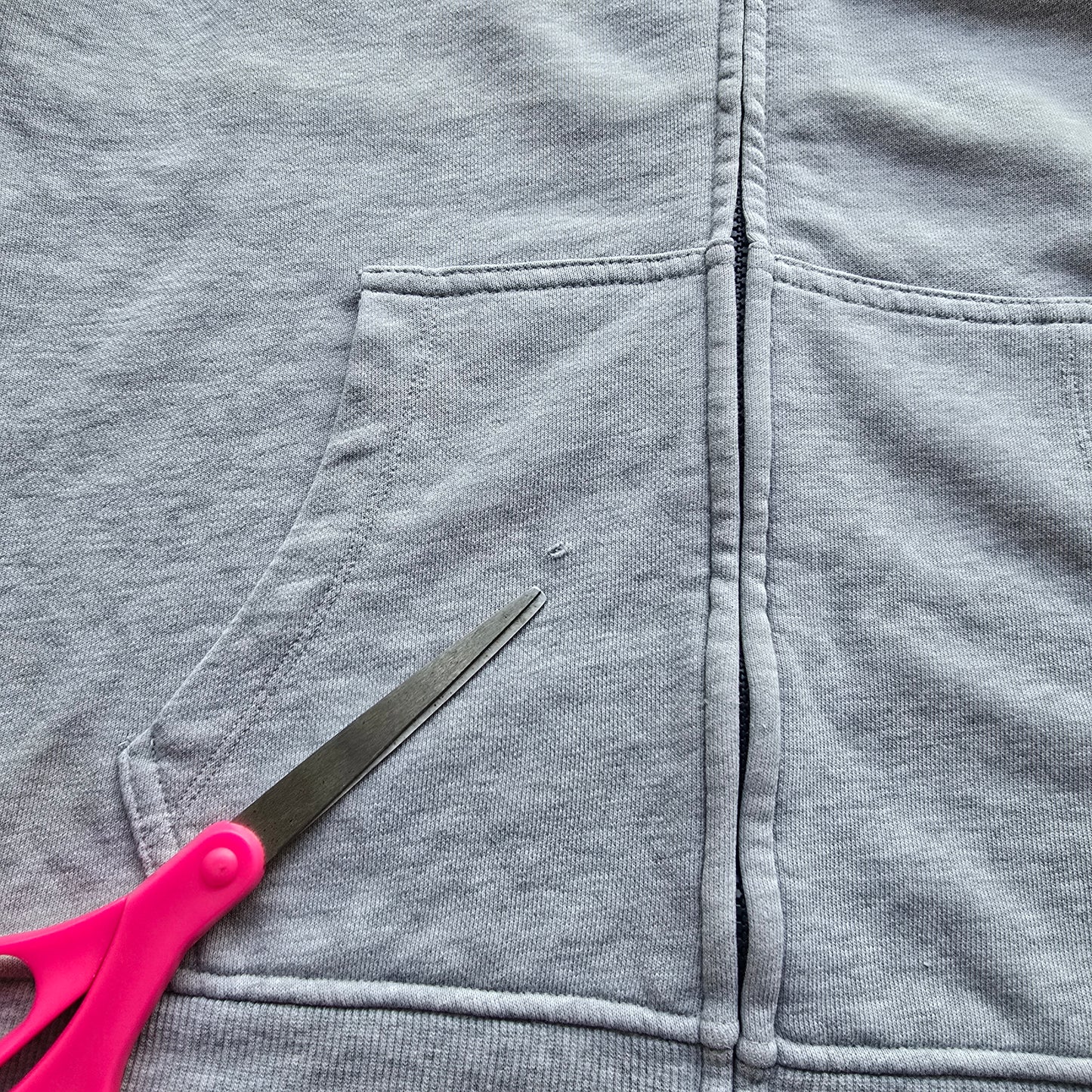 Tommy Hilfiger Full Zip Sweatshirt - M/L