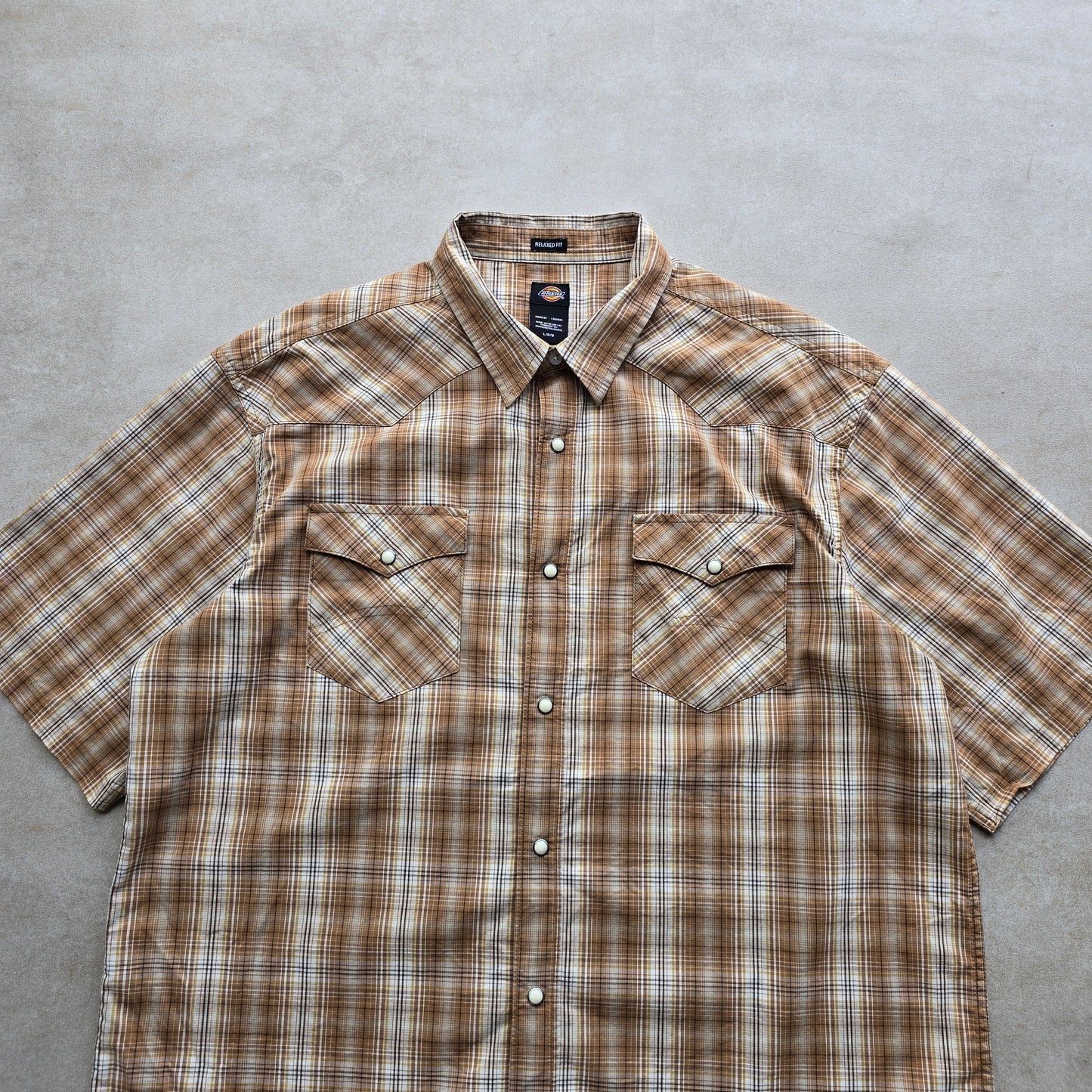 Dickies Plaid Pearl Snap Short Sleeve Shirt - L