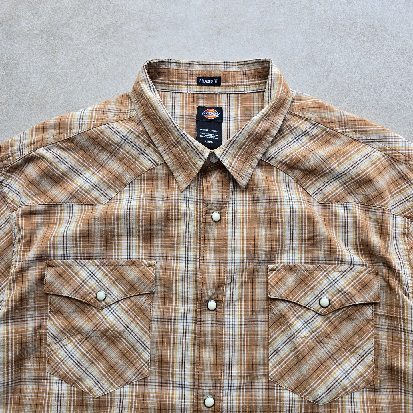 Dickies Plaid Pearl Snap Short Sleeve Shirt - L
