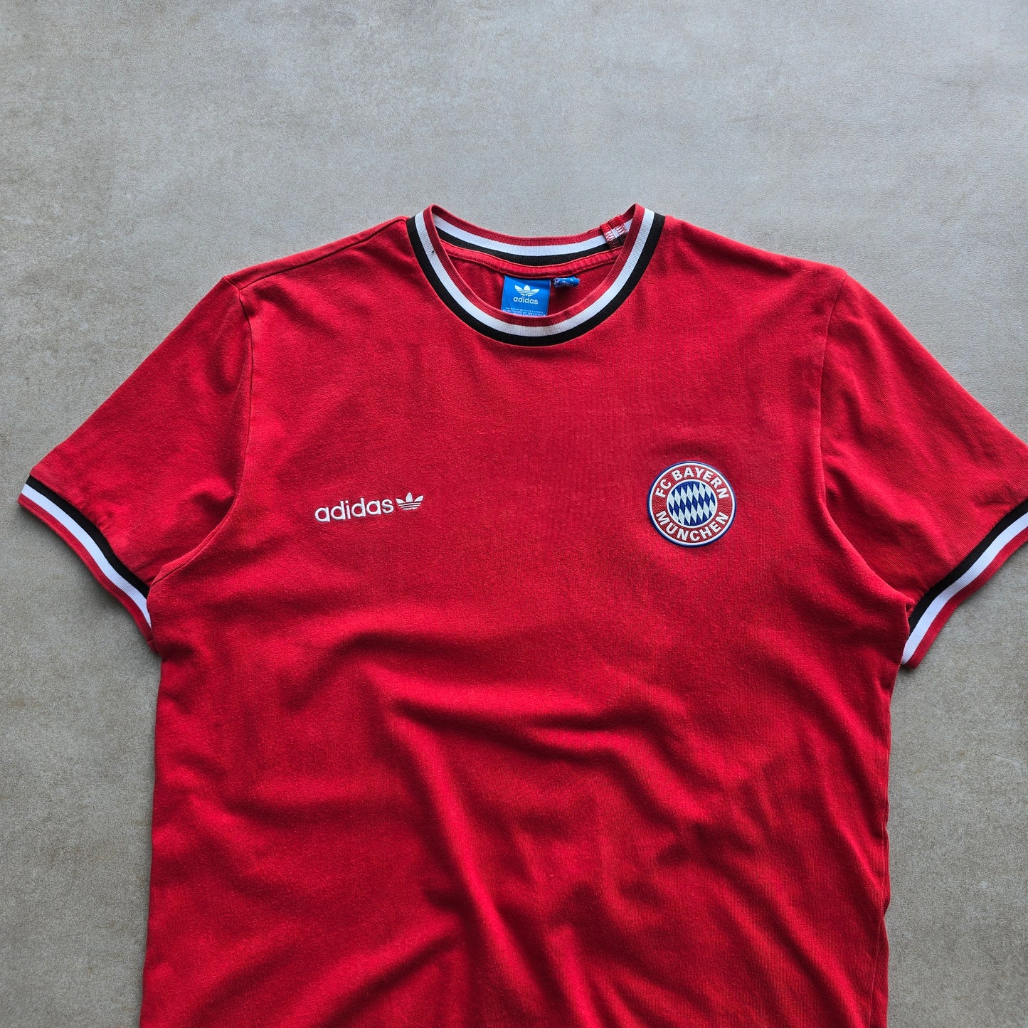 Adidas FC Bayern Munich Tee - S/M