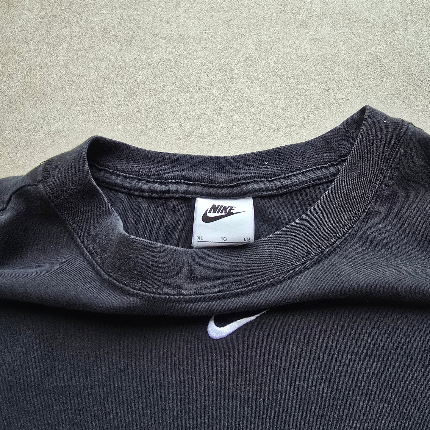 Nike Centre Swoosh Tee - WMNS XL