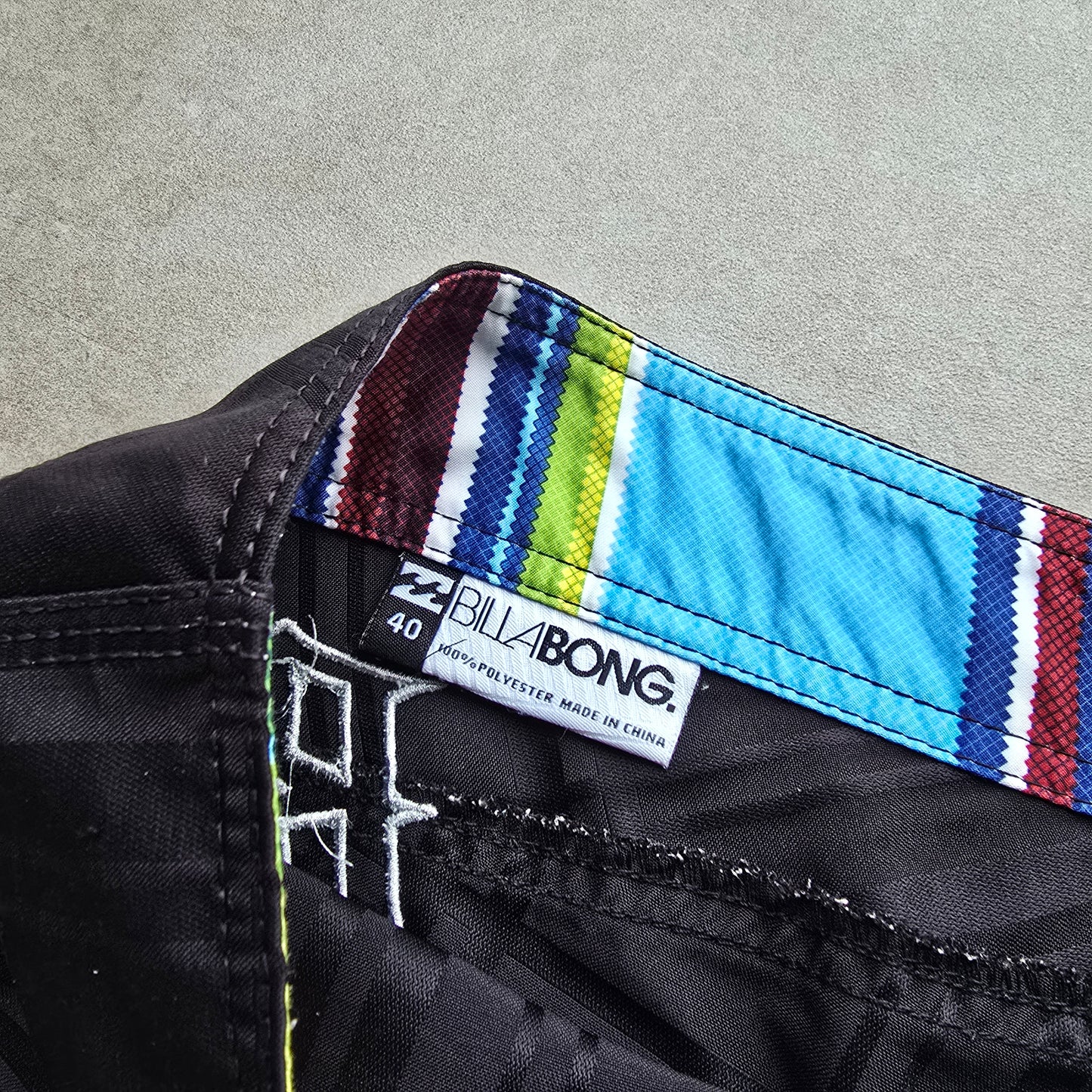 Vintage Y2K Billabong Board Shorts - 40