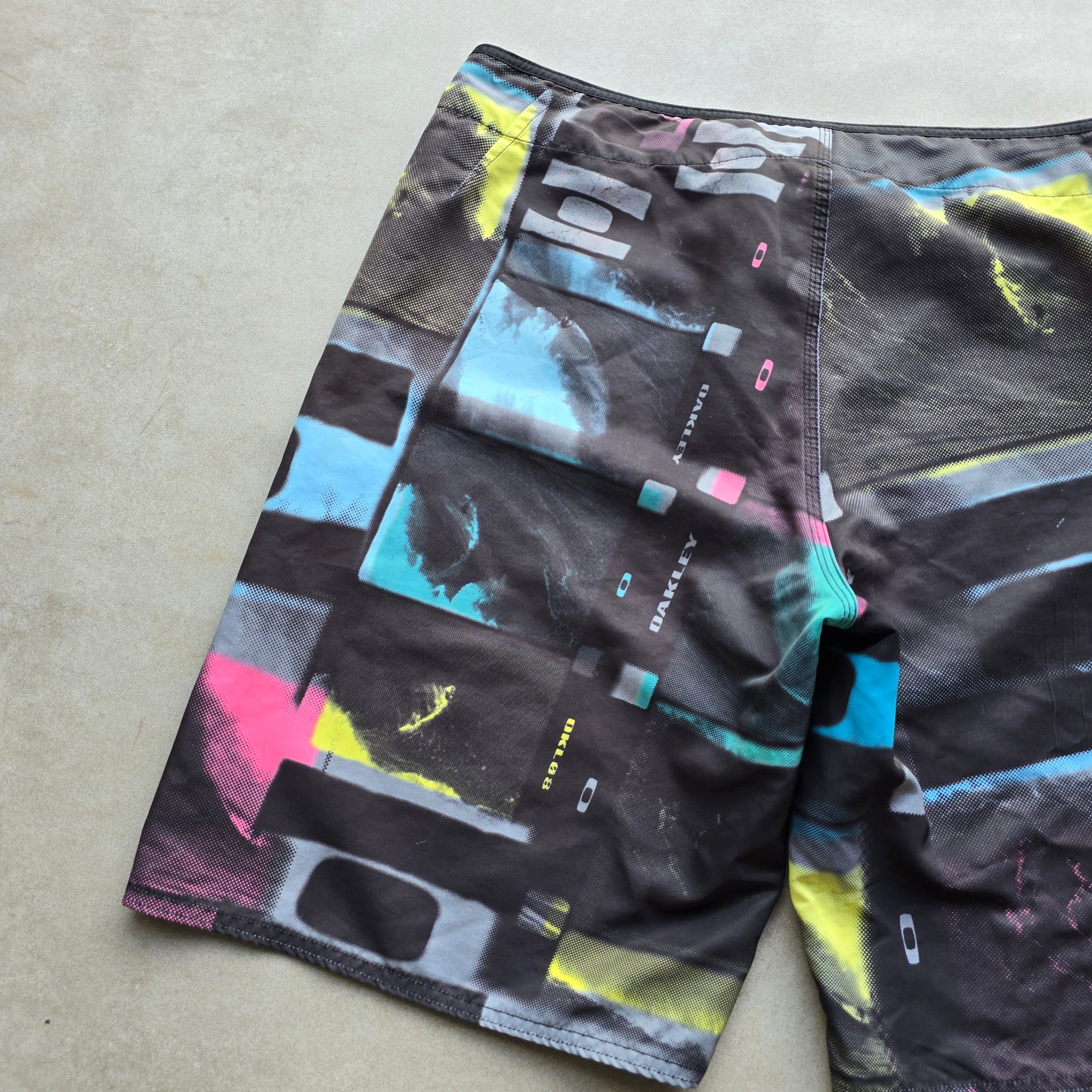 Vintage Y2K Oakley Board Shorts - 38