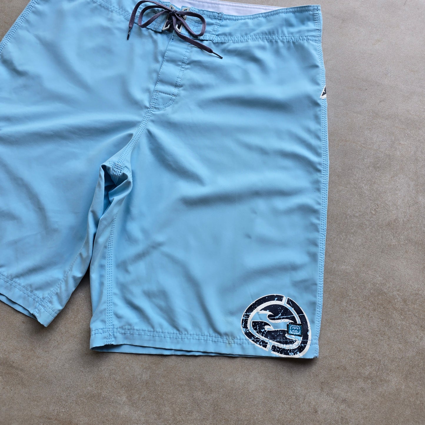 Vintage Y2K Billabong Supreme Suede Board Shorts - 38
