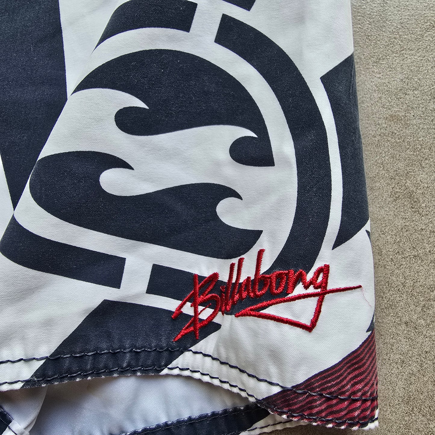 Vintage Y2K Billabong Australia Rising Sun Board Shorts - 36