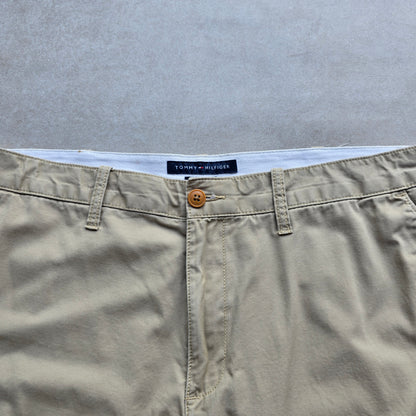 Tommy Hilfiger Cargo Shorts - 38