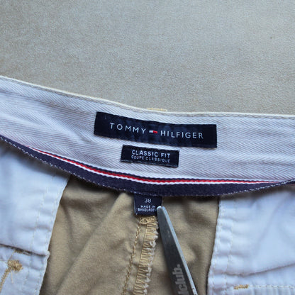 Tommy Hilfiger Cargo Shorts - 38