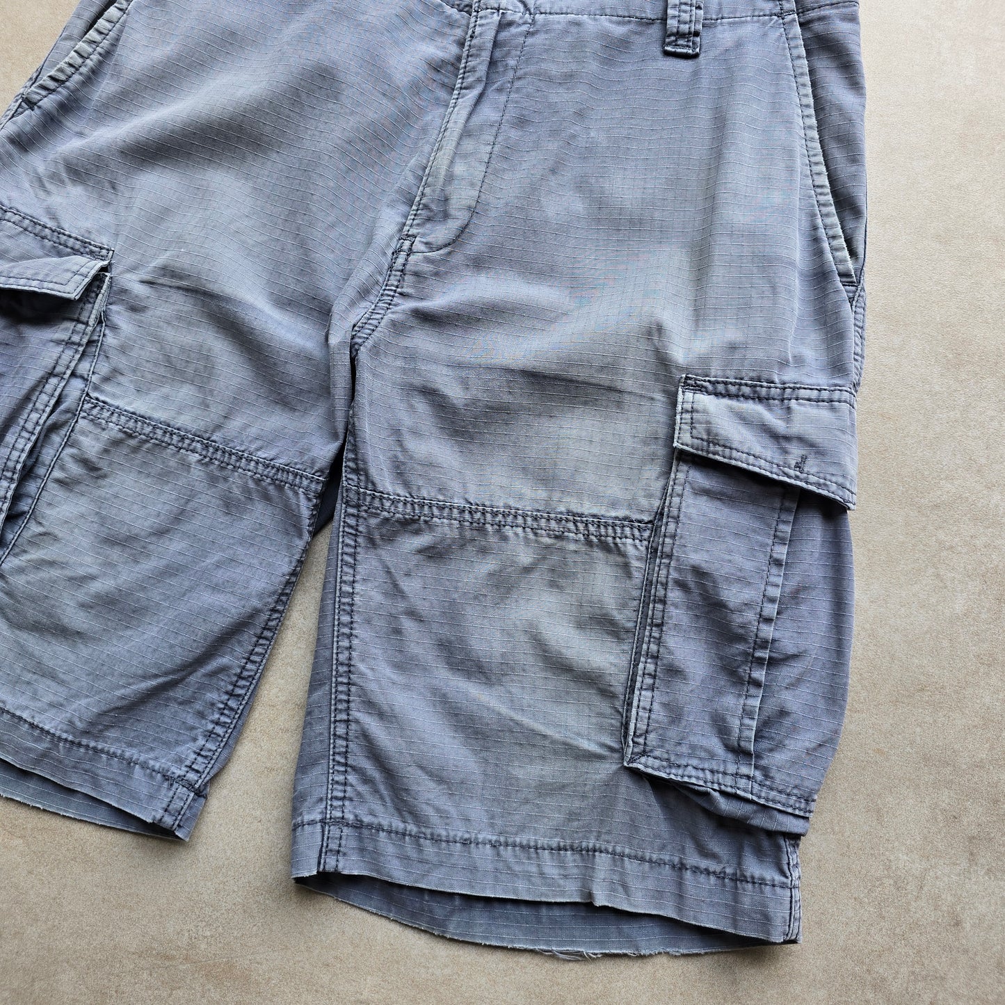 Vintage Y2K Nautica Faded Cargo Shorts - 32
