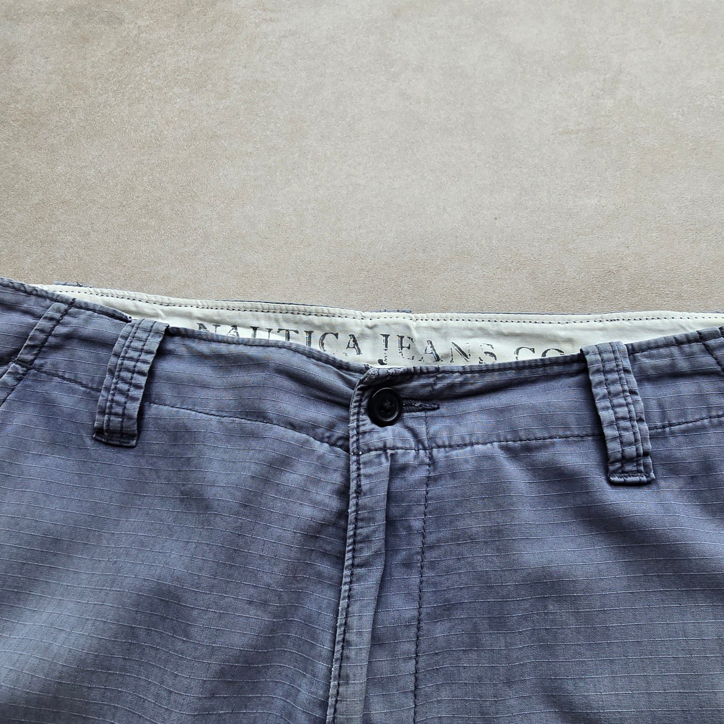 Vintage Y2K Nautica Faded Cargo Shorts - 32