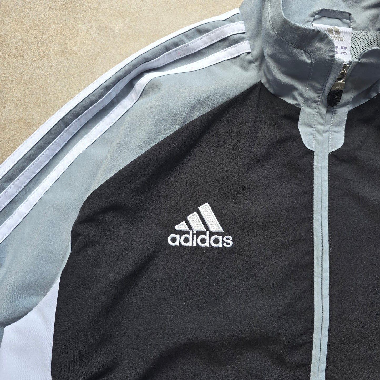 Vintage 2000's Adidas Windbreaker Jacket - S