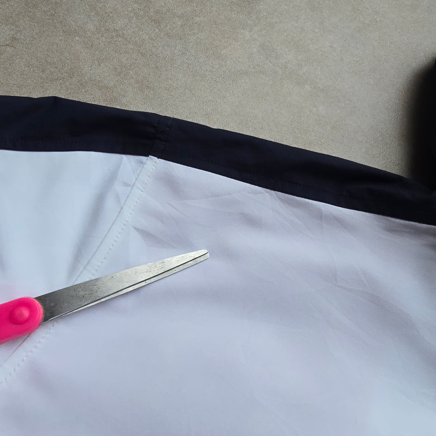 Tommy Hilfiger Windbreaker Jacket - L