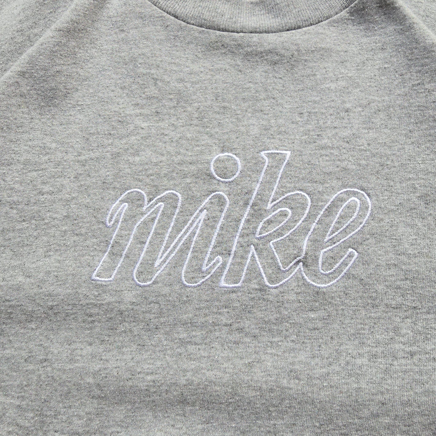 Vintage 90's Nike Embroidered Logo Tee - WMNS M