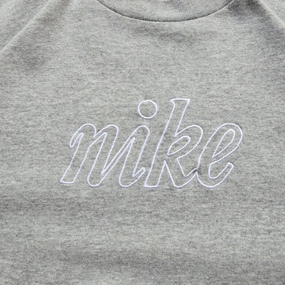 Vintage 90's Nike Embroidered Logo Tee - WMNS M