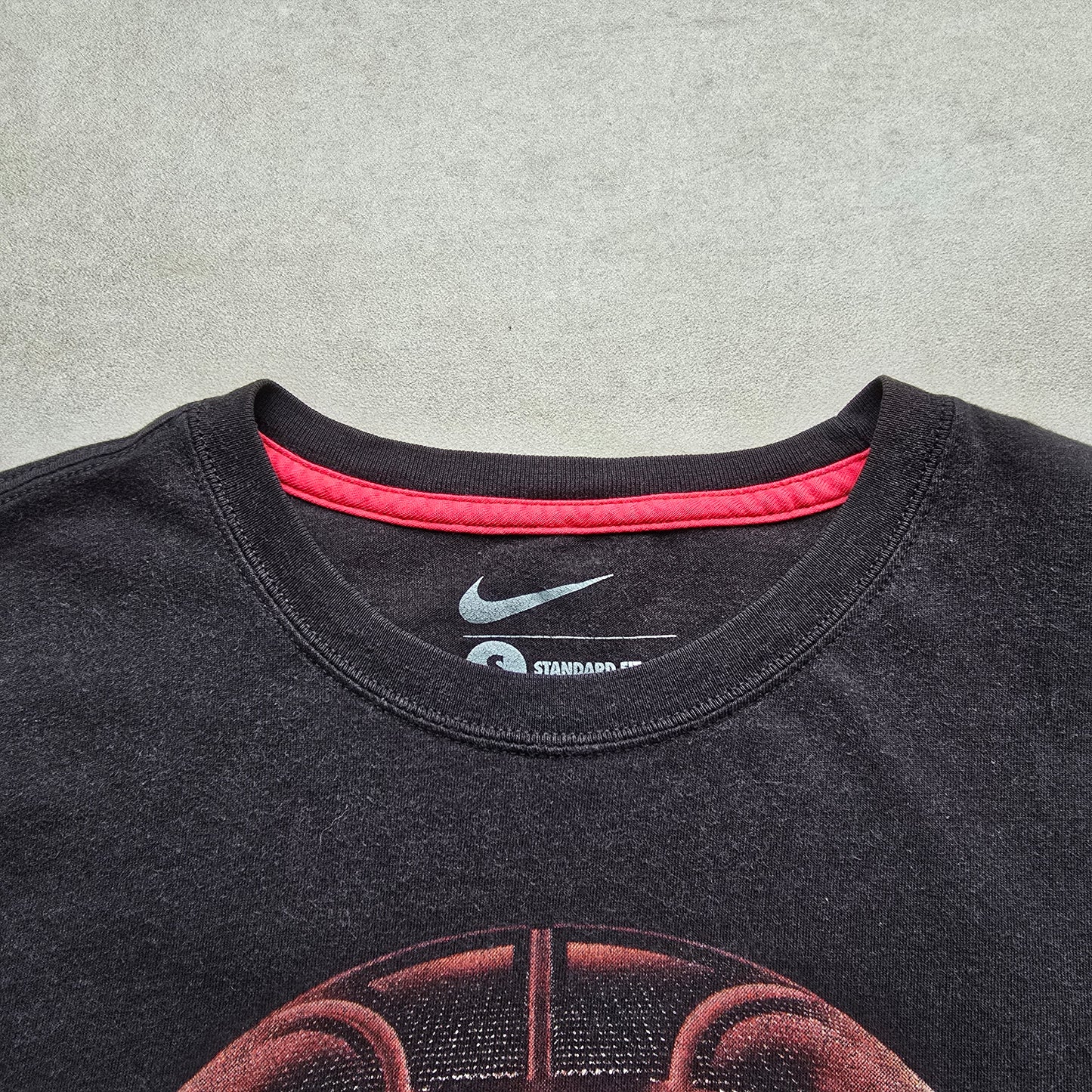 Nike Faded Basketball Graphic Tee - S
