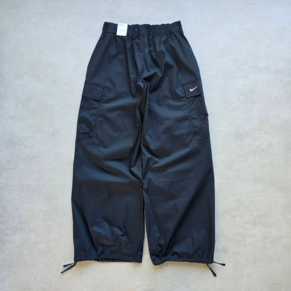 Nike Woven Baggy Cargo Pants - WMNS M