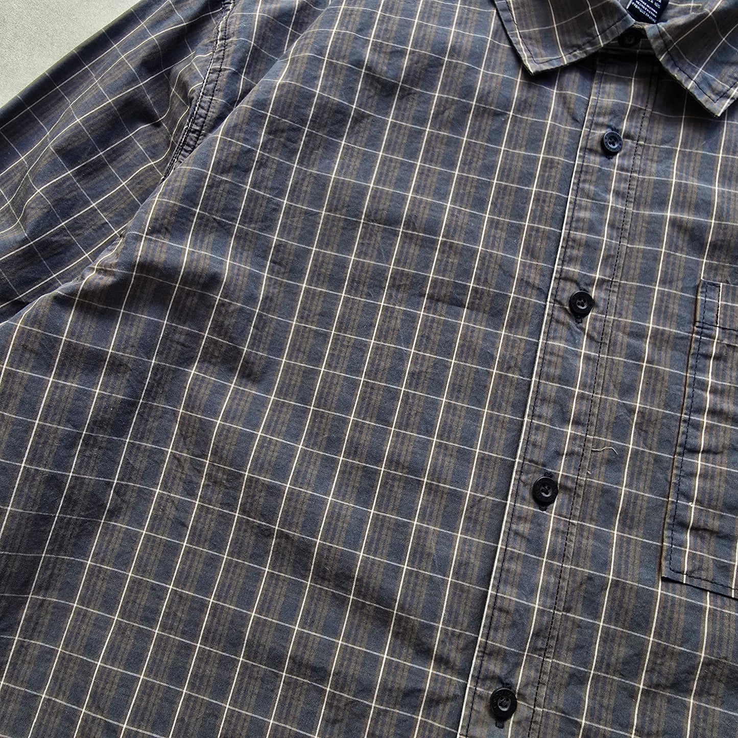 Converse Plaid Long Sleeve Button Up Shirt - L