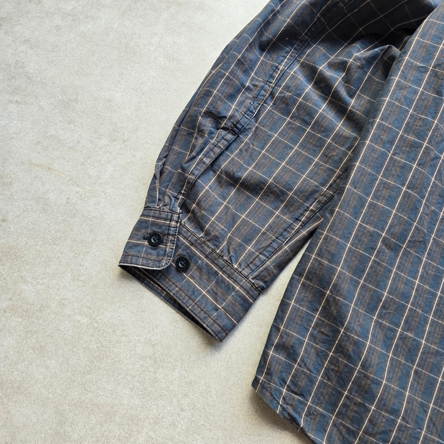 Converse Plaid Long Sleeve Button Up Shirt - L