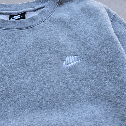 Nike Embroidered Classic Logo Sweatshirt - S