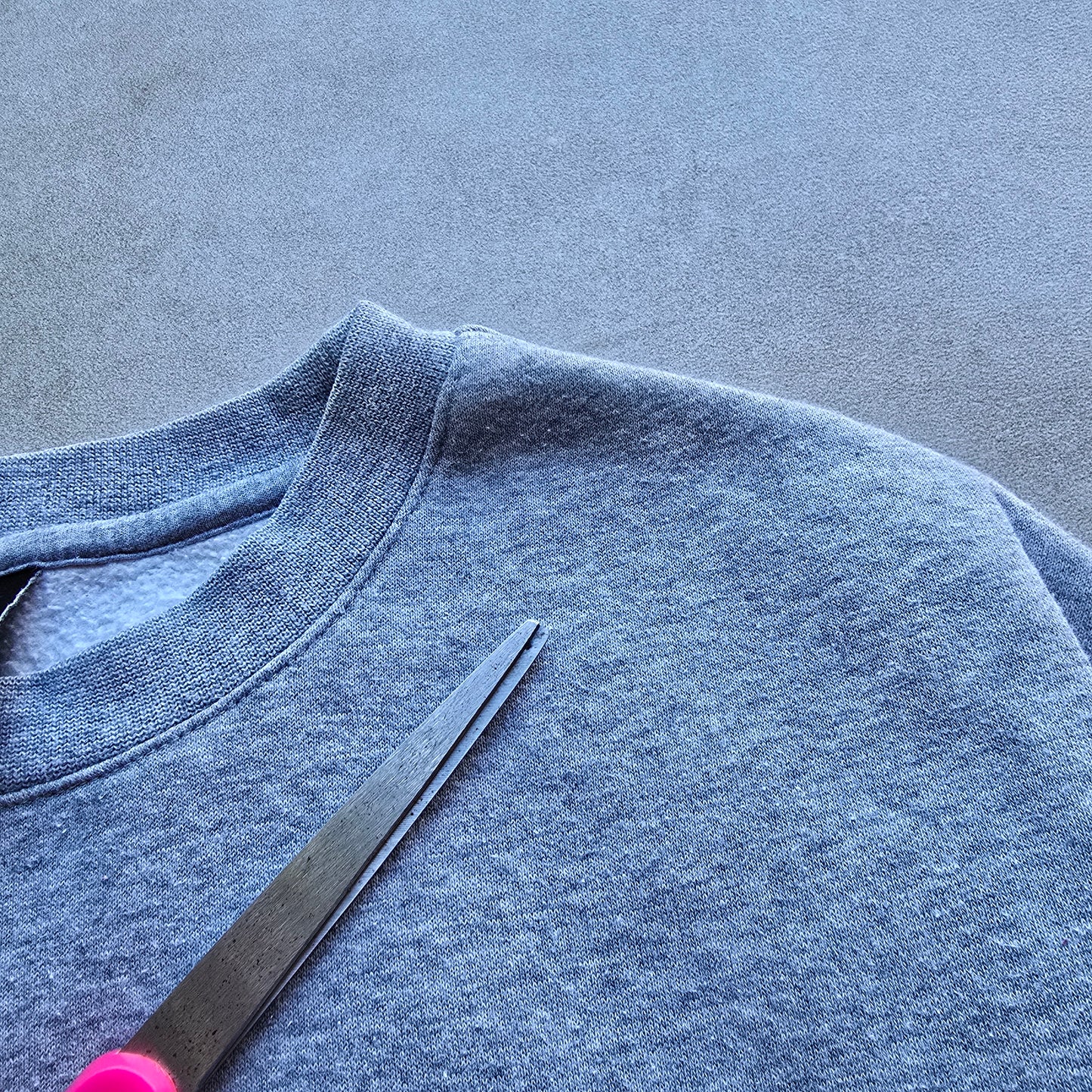 Nike Embroidered Classic Logo Sweatshirt - S