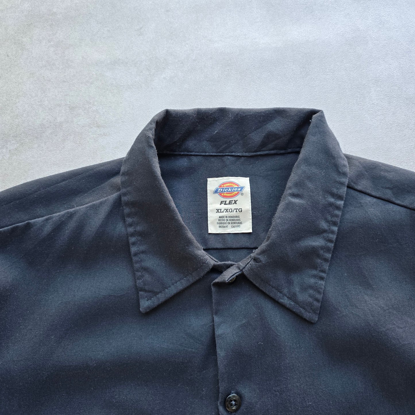 Vintage 2000's Dickies Flex Long Sleeve Button Up Shirt - XL