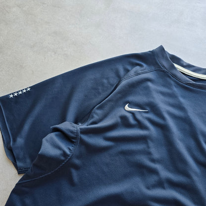 Vintage 2000's Nike Embroidered Mini Swoosh Spheredry Tee - L