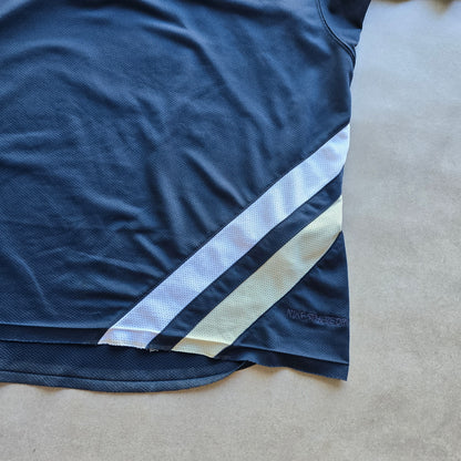 Vintage 2000's Nike Embroidered Mini Swoosh Spheredry Tee - L