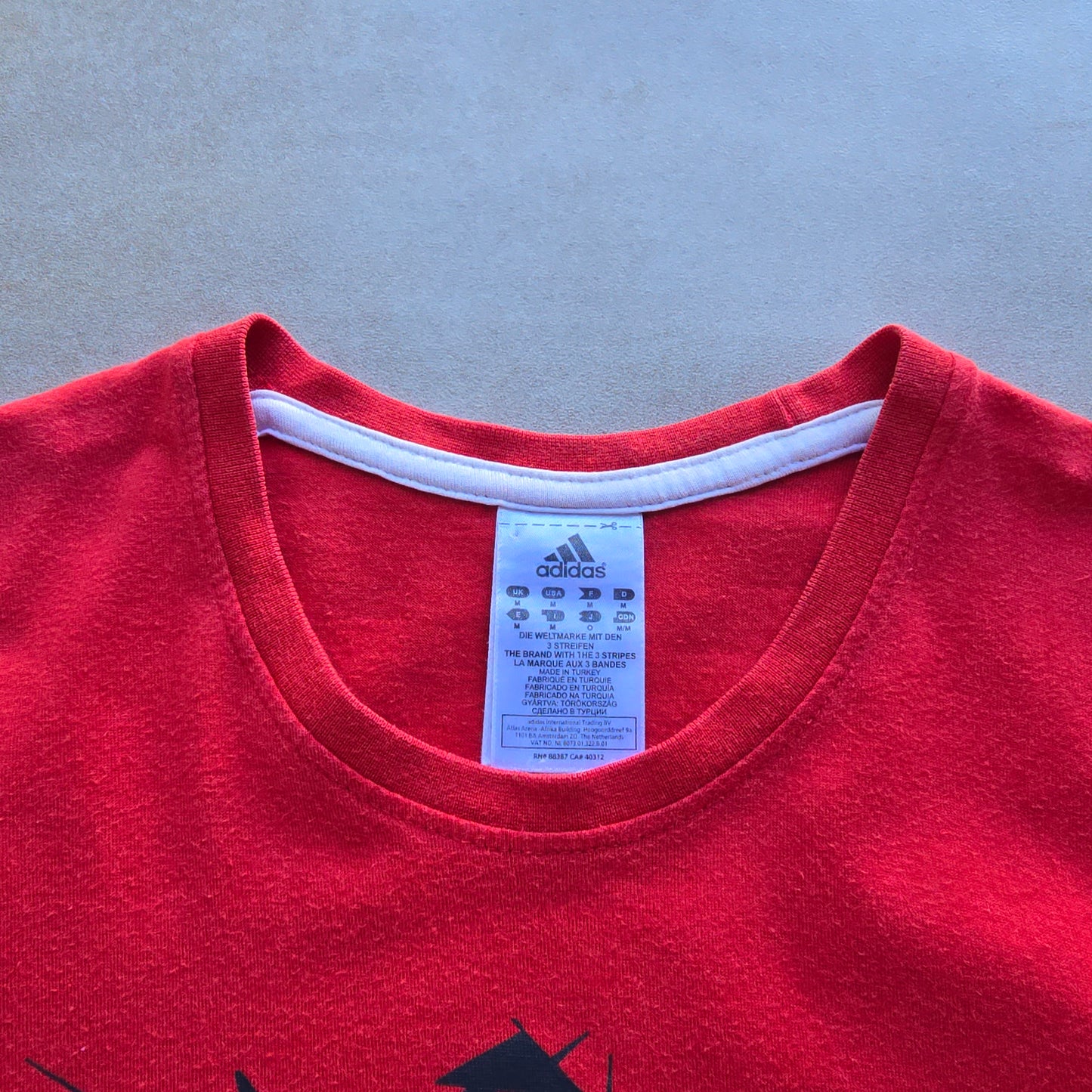 Vintage 2000's Adidas Graphic Tee - M