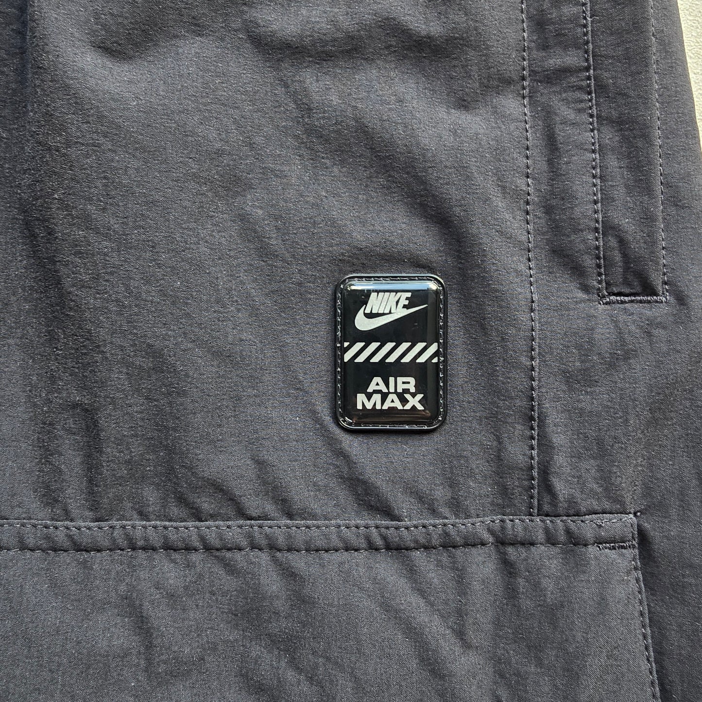 Nike Air Max Woven Cargo Shorts - S