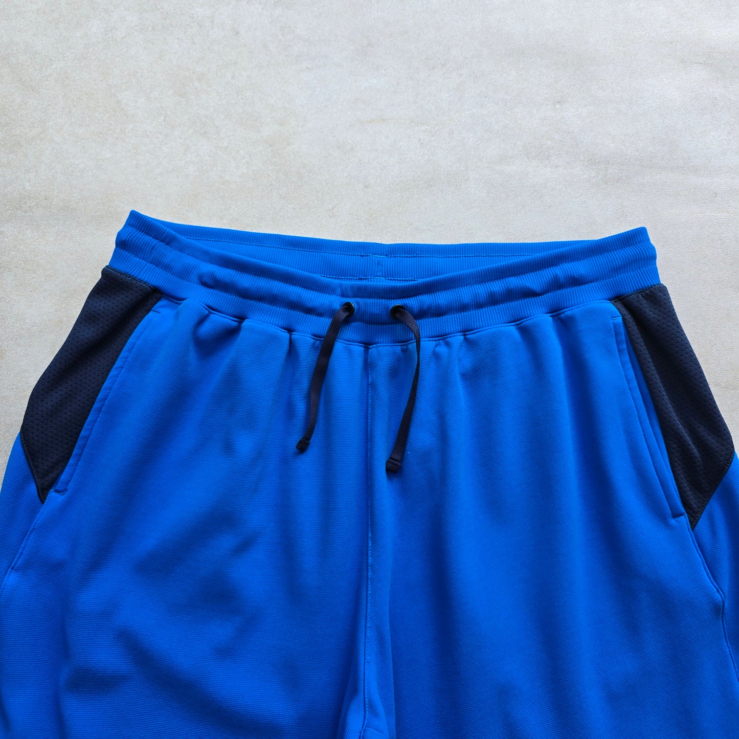 Oakley Shorts - XL