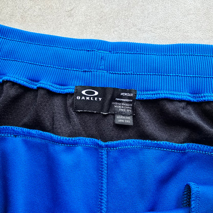 Oakley Shorts - XL