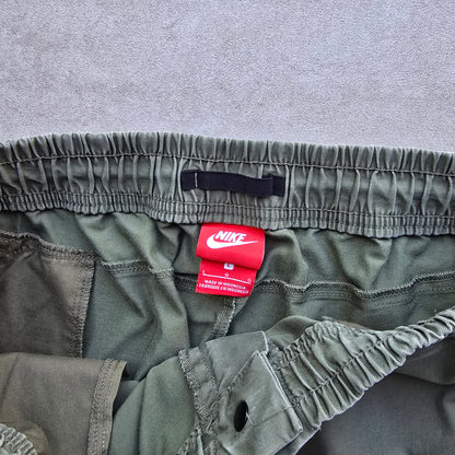 Nike Khaki Woven Pants - L