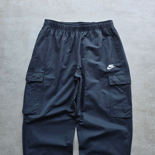 Nike Cargo Pants - M