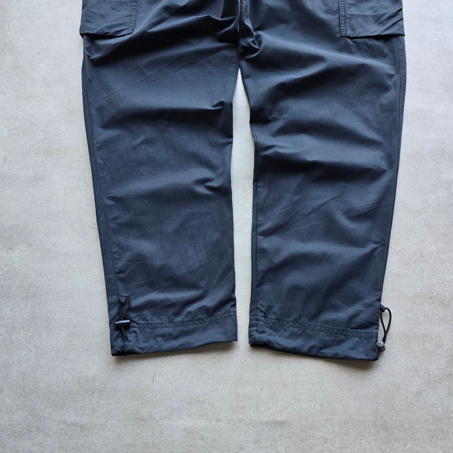 Nike Cargo Pants - M