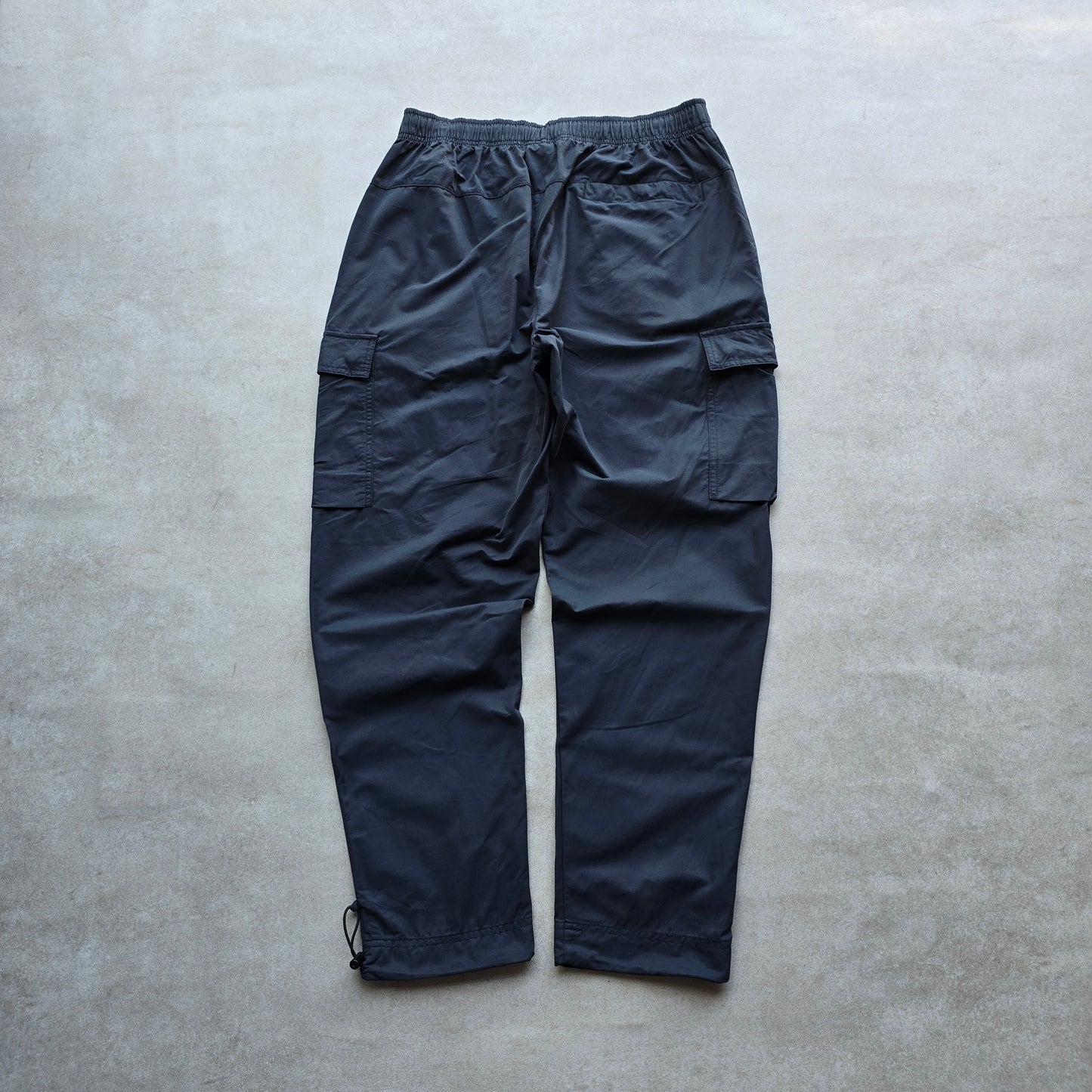 Nike Cargo Pants - M