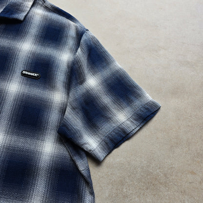 StreetX Short Sleeve Button Up Shirt - L