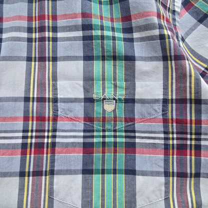 Gant Short Sleeve Plaid Button Up Shirt - M/L
