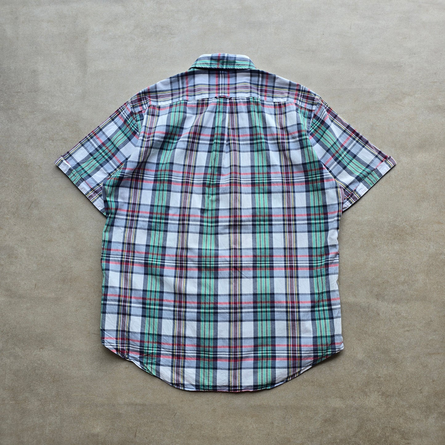 Gant Short Sleeve Plaid Button Up Shirt - M/L